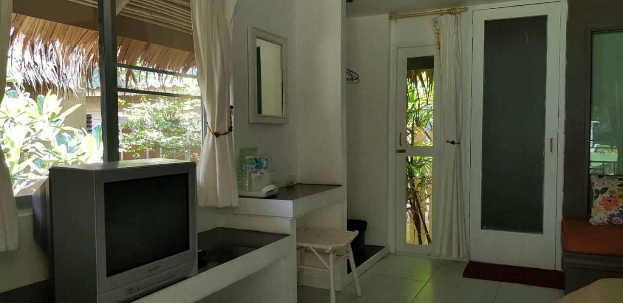 Phayam Cottage Resort Koh Phayam Buitenkant foto